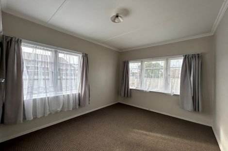 Photo of property in 19 Moeller Street, Taradale, Napier, 4112