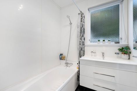 Photo of property in 6 Jay Street, Paparangi, Wellington, 6037