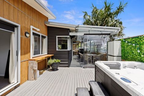 Photo of property in 15 Talbot Place, Welcome Bay, Tauranga, 3112