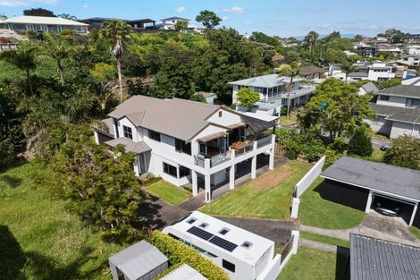 Photo of property in 13b Beach Road, Otumoetai, Tauranga, 3110