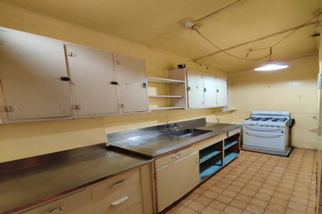 Photo of property in 135 Wallace Street, Mount Cook, Wellington, 6021