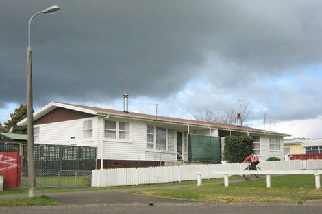Photo of property in 5 Te Mitiotu Grove, Turangi, 3334