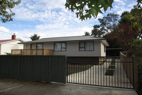 Photo of property in 39 Awaroa Road, Helensville, 0800