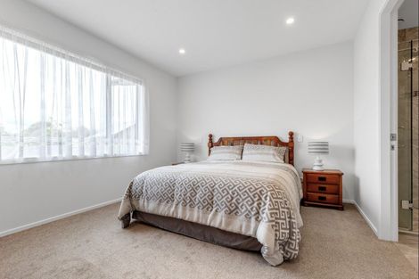 Photo of property in 5 Oak Place, Levin, 5510