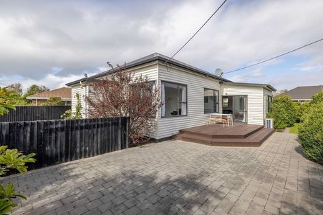 Photo of property in 2a Vivian Street, Burwood, Christchurch, 8083