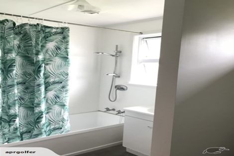 Photo of property in 8 Austin Place, Awapuni, Palmerston North, 4412
