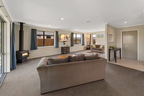 Photo of property in 14 Mary Newton Place, Brightwater, 7022