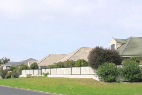 Photo of property in 5/10 Ranch Road, Mount Maunganui, 3116