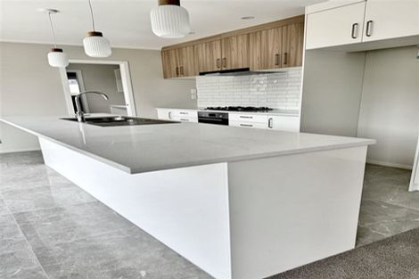 Photo of property in 4 Swinton Place, Churton Park, Wellington, 6037