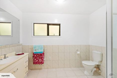 Photo of property in 8 Rosecamp Road, Beach Haven, Auckland, 0626
