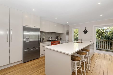 Photo of property in 14 Mayburn Road, Te Atatu Peninsula, Auckland, 0610