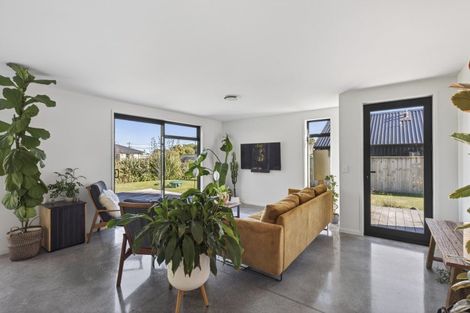 Photo of property in 4 Fox Street, Okato, 4335