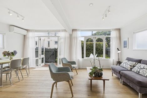 Photo of property in 1/1 Cottleville Terrace, Thorndon, Wellington, 6011