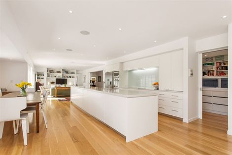 Photo of property in 15 Hamilton Avenue, Ilam, Christchurch, 8041