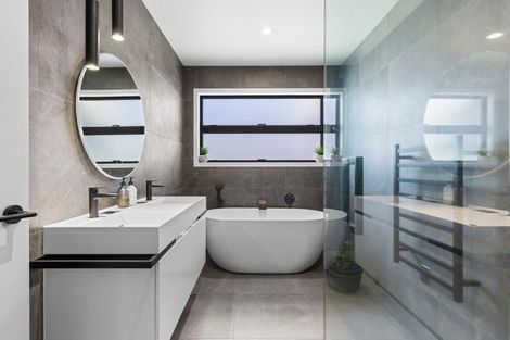 Photo of property in 17 Mike Smith Drive, Cambridge, 3434