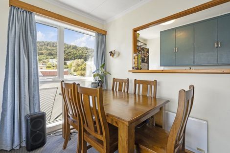 Photo of property in Victoria Court, 10/4u Queen Street, Mount Victoria, Wellington, 6011