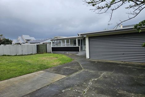 Photo of property in 155 Manly Street, Paraparaumu Beach, Paraparaumu, 5032