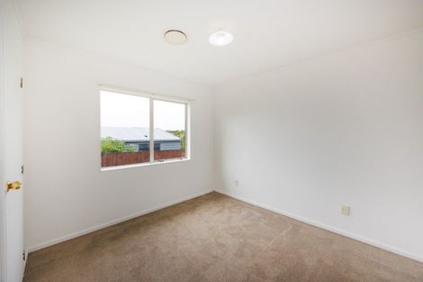 Photo of property in 101 Hillcrest Drive, Kelvin Grove, Palmerston North, 4414