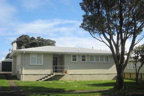 Photo of property in 52 Marama Crescent, Spotswood, New Plymouth, 4310