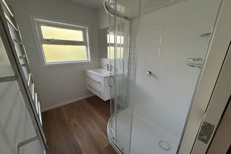 Photo of property in 32 Kiwi Road, Raumati Beach, Paraparaumu, 5032