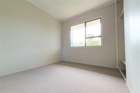 Photo of property in 72 Seaview Road, Glenfield, Auckland, 0629