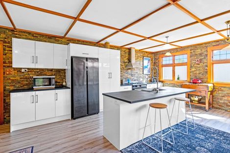 Photo of property in 62 Grange Street, Winton, 9720