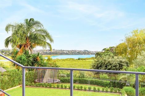Photo of property in 48 Renata Crescent, Te Atatu Peninsula, Auckland, 0610