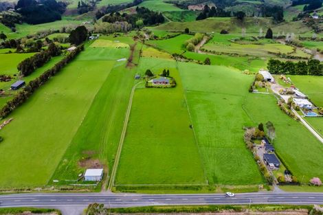 Photo of property in 196 Mokau Road, Urenui, 4377