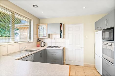 Photo of property in 9c Buxton Terrace, Saint Martins, Christchurch, 8022