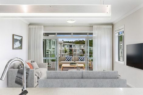 Photo of property in 116 Landmark Terrace, Orewa, 0931