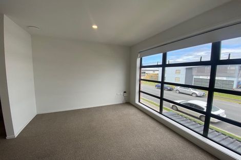 Photo of property in 17 Owens Place, Mount Maunganui, 3116