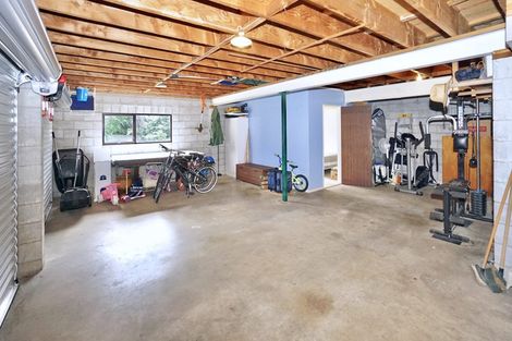 Photo of property in 16 Saunders Place, Te Puke, 3119