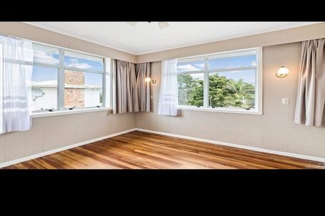 Photo of property in 196 Don Buck Road, Massey, Auckland, 0614