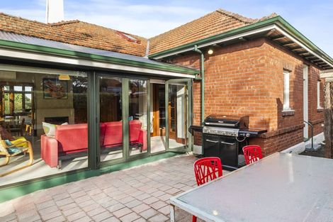 Photo of property in 7 Leven Street, Roslyn, Dunedin, 9010