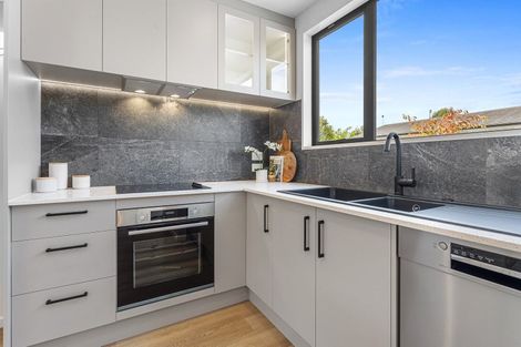 Photo of property in 9/29 Main Road South, Sockburn, Christchurch, 8042