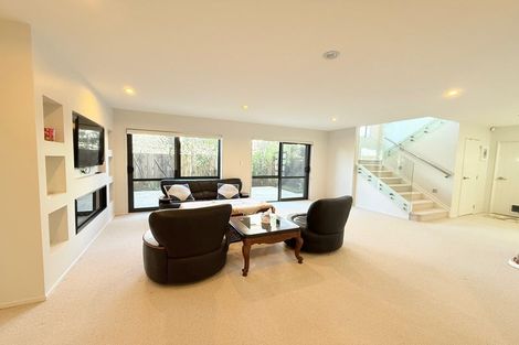 Photo of property in 137 Luckens Road, West Harbour, Auckland, 0618