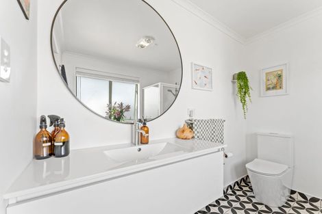 Photo of property in 22a Zealandia Road, Manly, Whangaparaoa, 0930