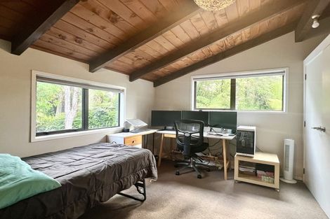 Photo of property in 200 Atkinson Road, Titirangi, Auckland, 0604