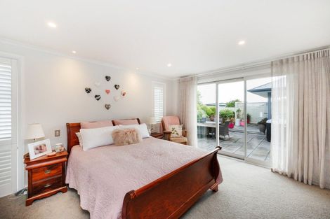Photo of property in 11 Silicon Way, Fitzherbert, Palmerston North, 4410