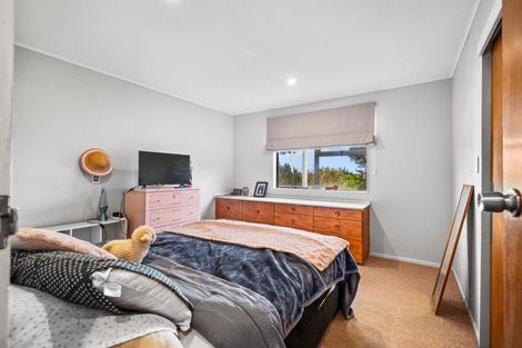 Photo of property in 35- 37 Tokomaru Road, Tokomaru, Palmerston North, 4474