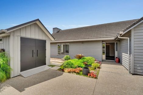 Photo of property in 4 Roseberry Place, Whitianga, 3510