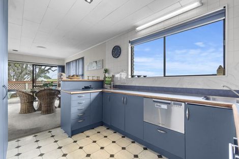 Photo of property in 41 King Street, Waitara, 4320
