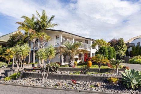 Photo of property in 58 Churchill Drive, Taradale, Napier, 4112