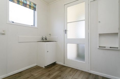 Photo of property in 6 Birch Street, Hilltop, Taupo, 3330