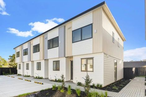 Photo of property in 101 Botany Road, Botany Downs, Auckland, 2010