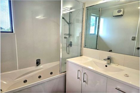 Photo of property in 21 Kuparu Place, Ruakaka, 0116