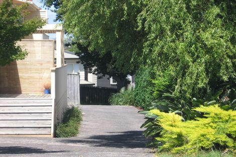 Photo of property in 1/214 Manuka Road, Bayview, Auckland, 0629