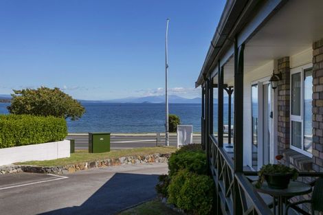 Photo of property in 2/116 Lake Terrace, Taupo, 3330