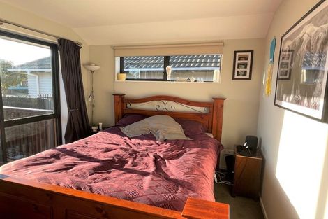 Photo of property in 64 Mackworth Street, Woolston, Christchurch, 8062