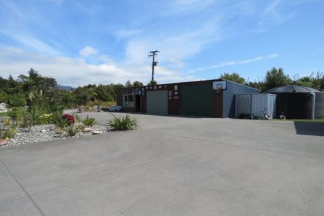 Photo of property in 17 State Highway 67, Westport, Cape Foulwind, 7892